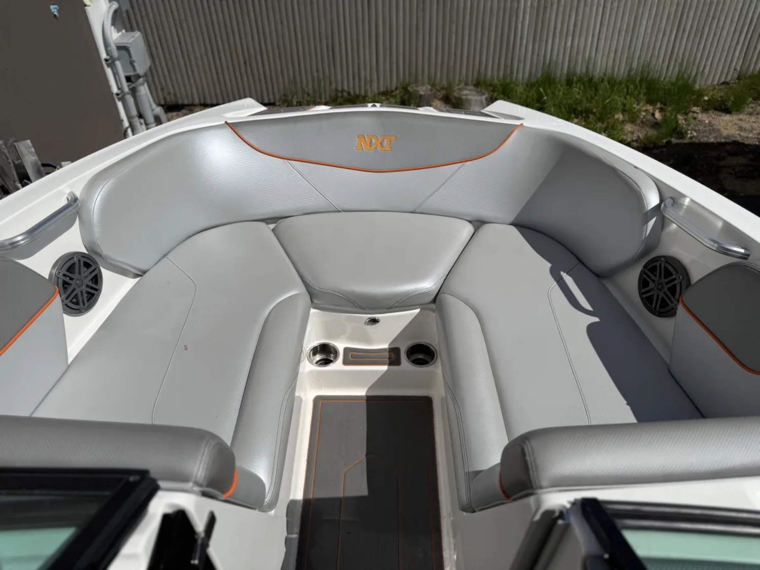 2016 22' MasterCraft NXT 22