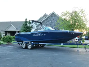 2019-mastercraft-xt25-138019-image0.webp