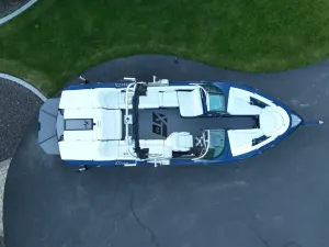 2019-mastercraft-xt25-138019-image8.webp