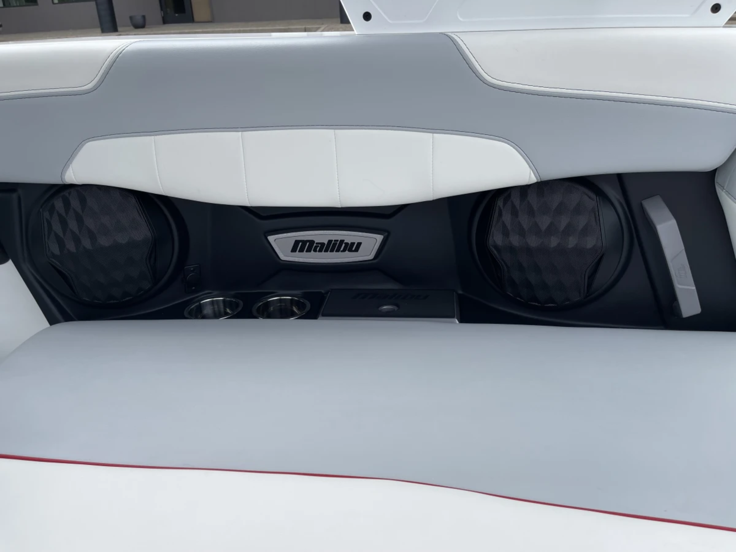 2022 Malibu Wakesetter 22 LSV