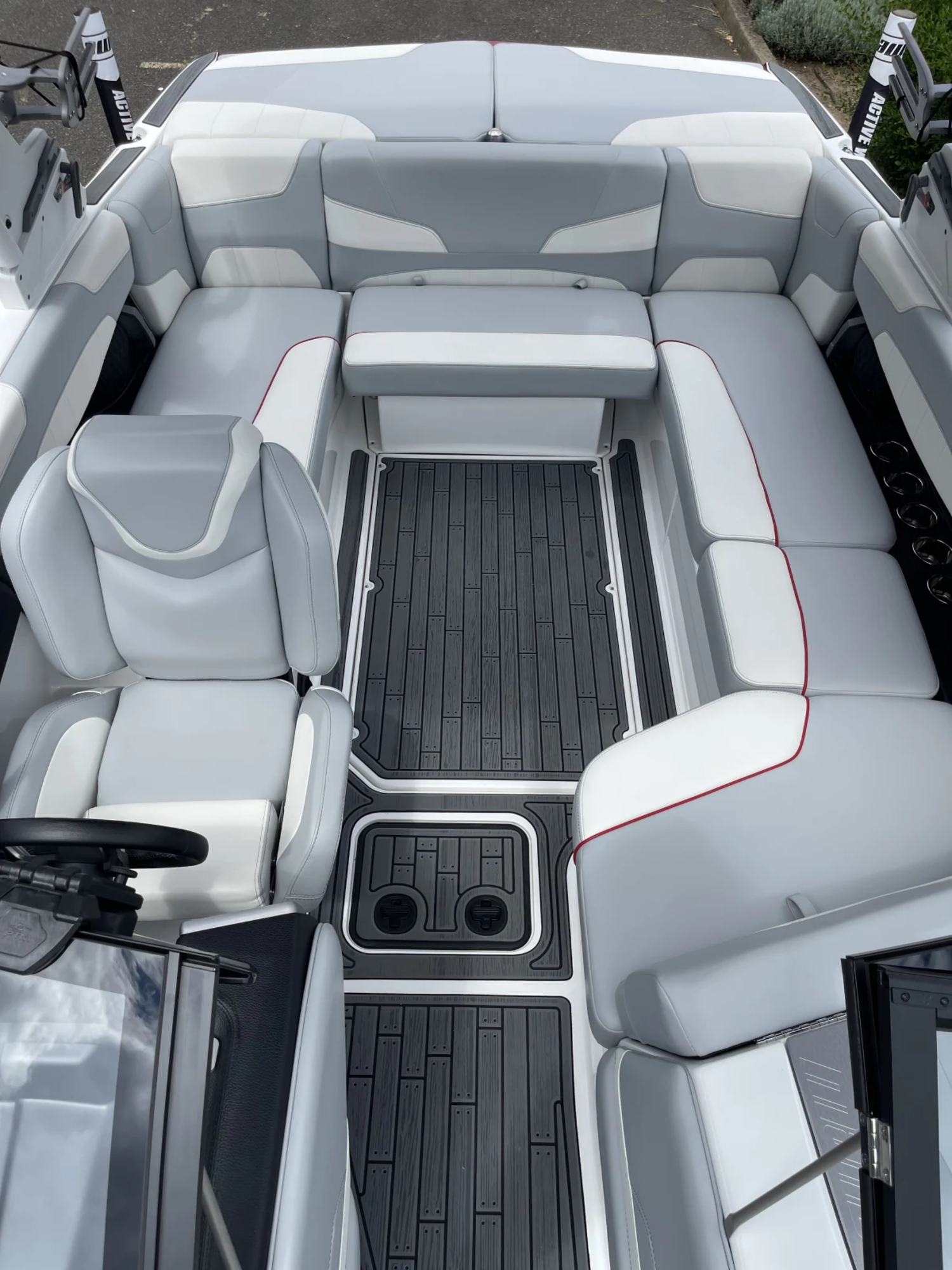 2022 Malibu Wakesetter 22 LSV