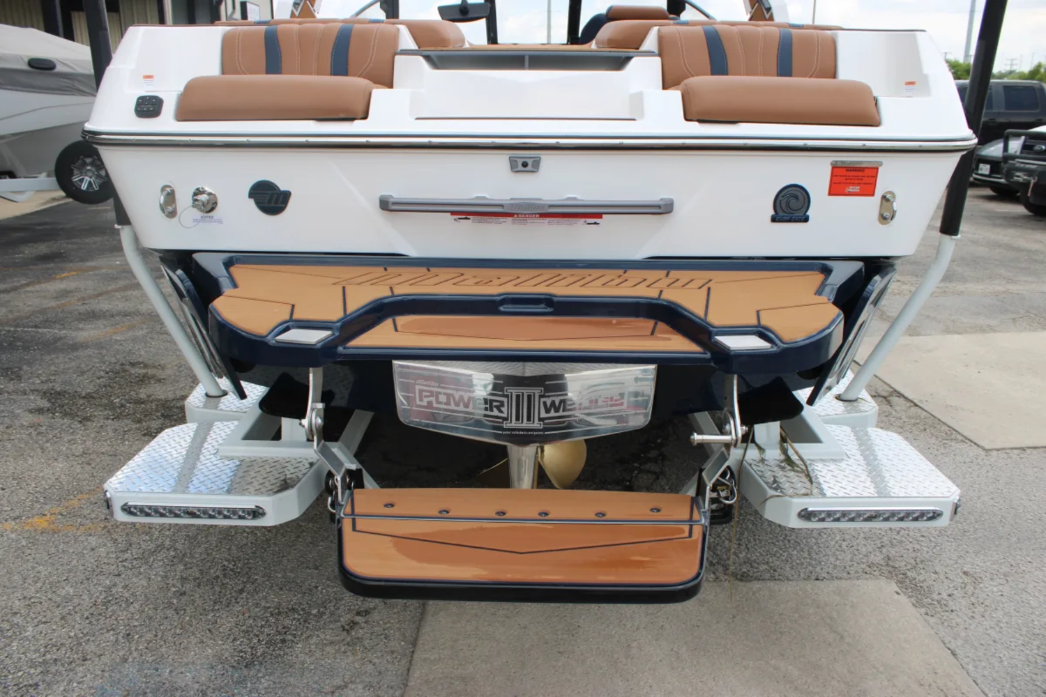 2026 Malibu 22 LSV