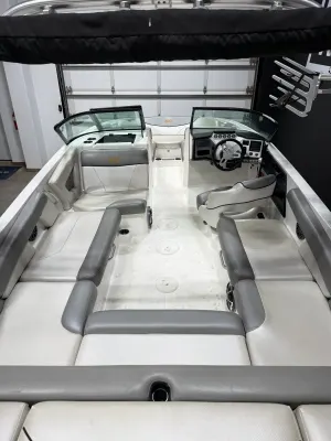 2017-mastercraft-nxt22-138034-image1.webp