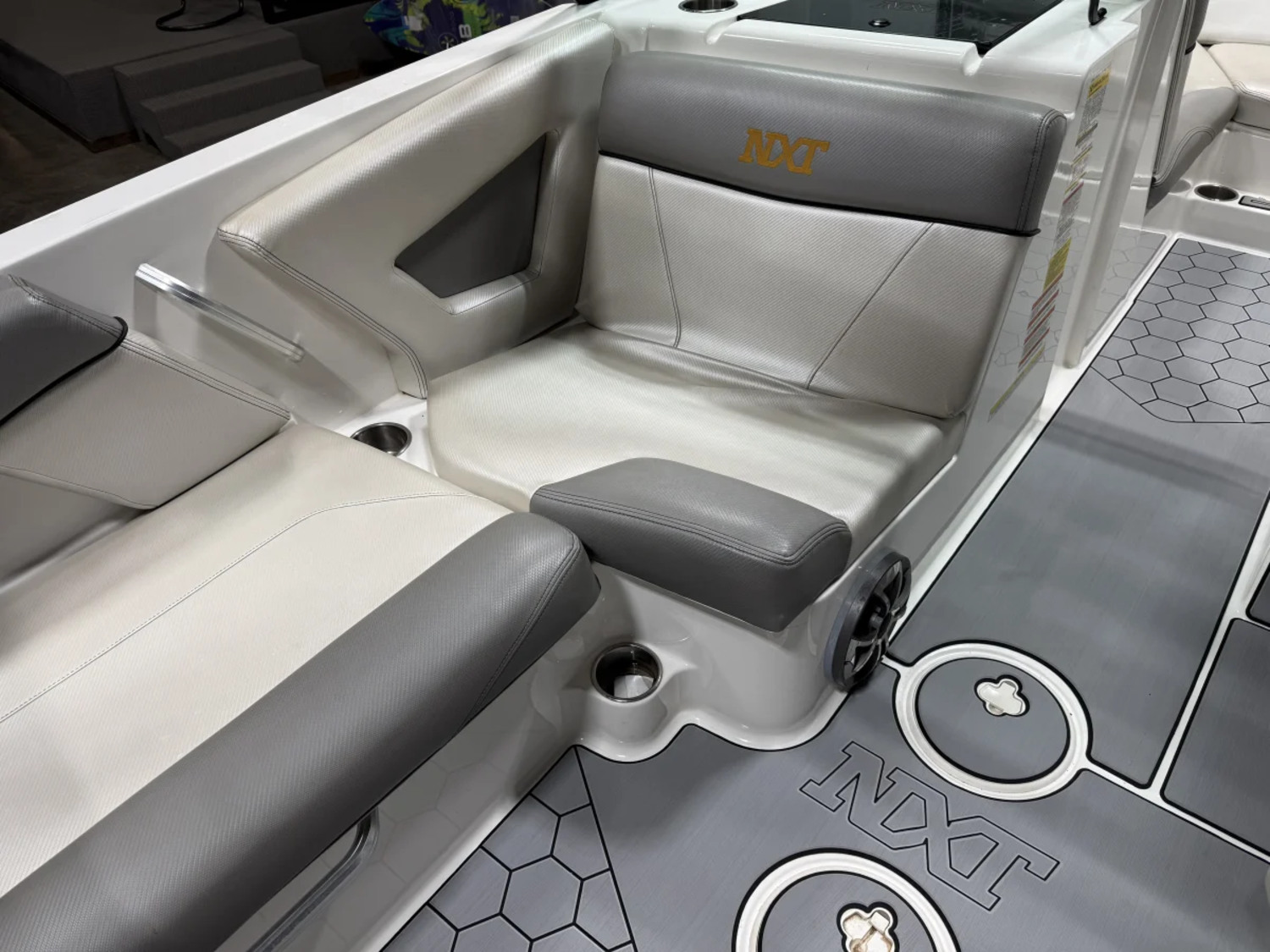2017 MasterCraft NXT22