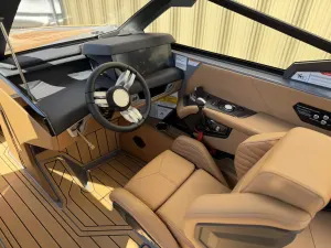 2026-nautique-g23-138045-image3.webp