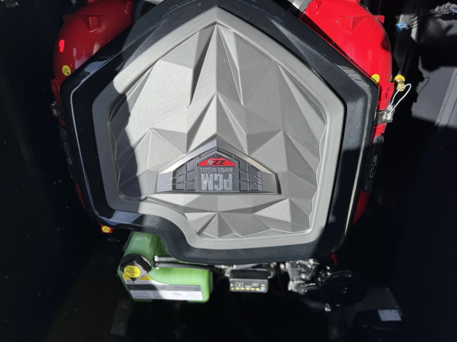 Nautique G23 New  0 hours  trailer inclued