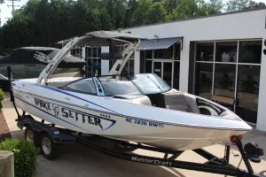 2012-malibu-wakesetter-vlx-138047-image0.webp