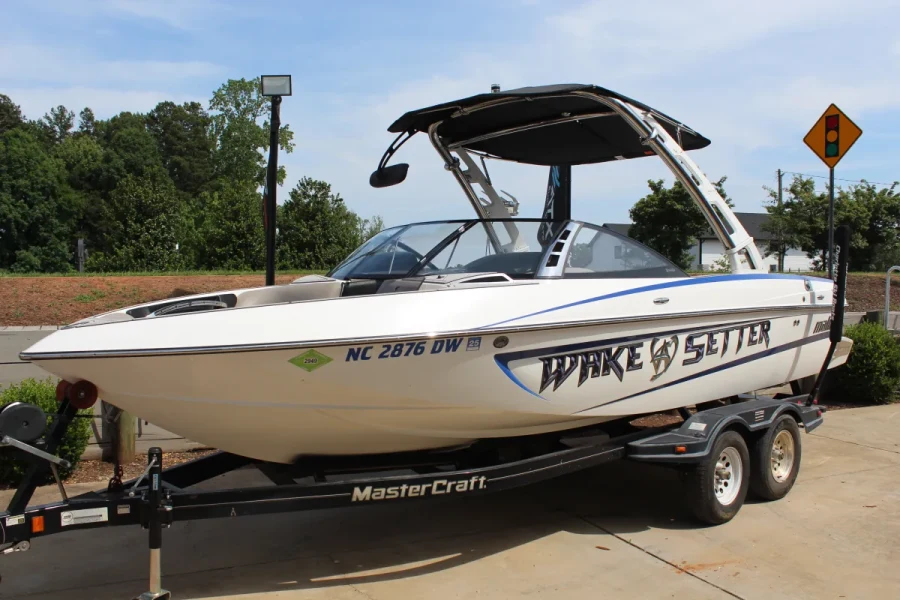2012-malibu-wakesetter-vlx-138047-image2.webp