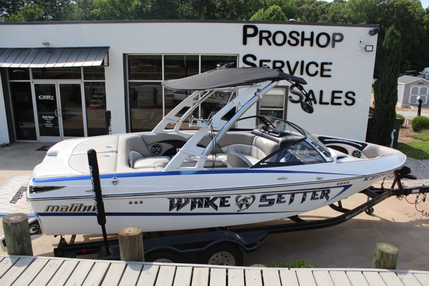 2012 Malibu VLX! Fresh new upgrades! 