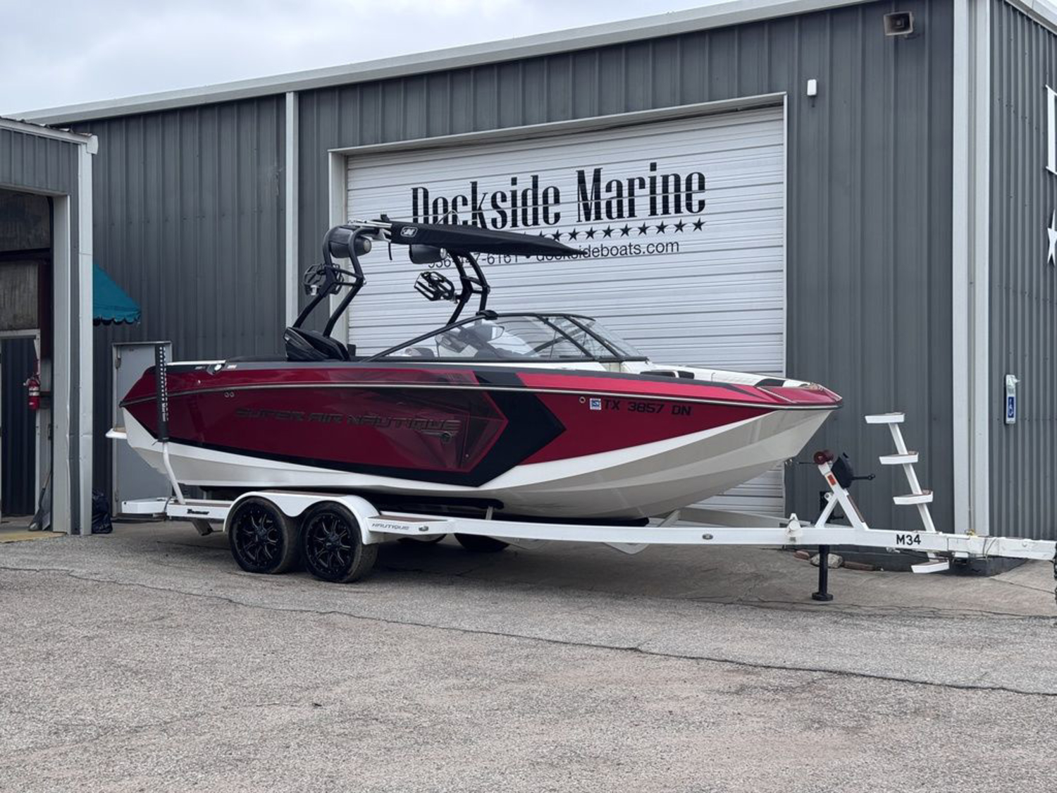 2016 Nautique G23