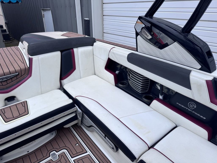 2016-nautique-g23-138064-image9