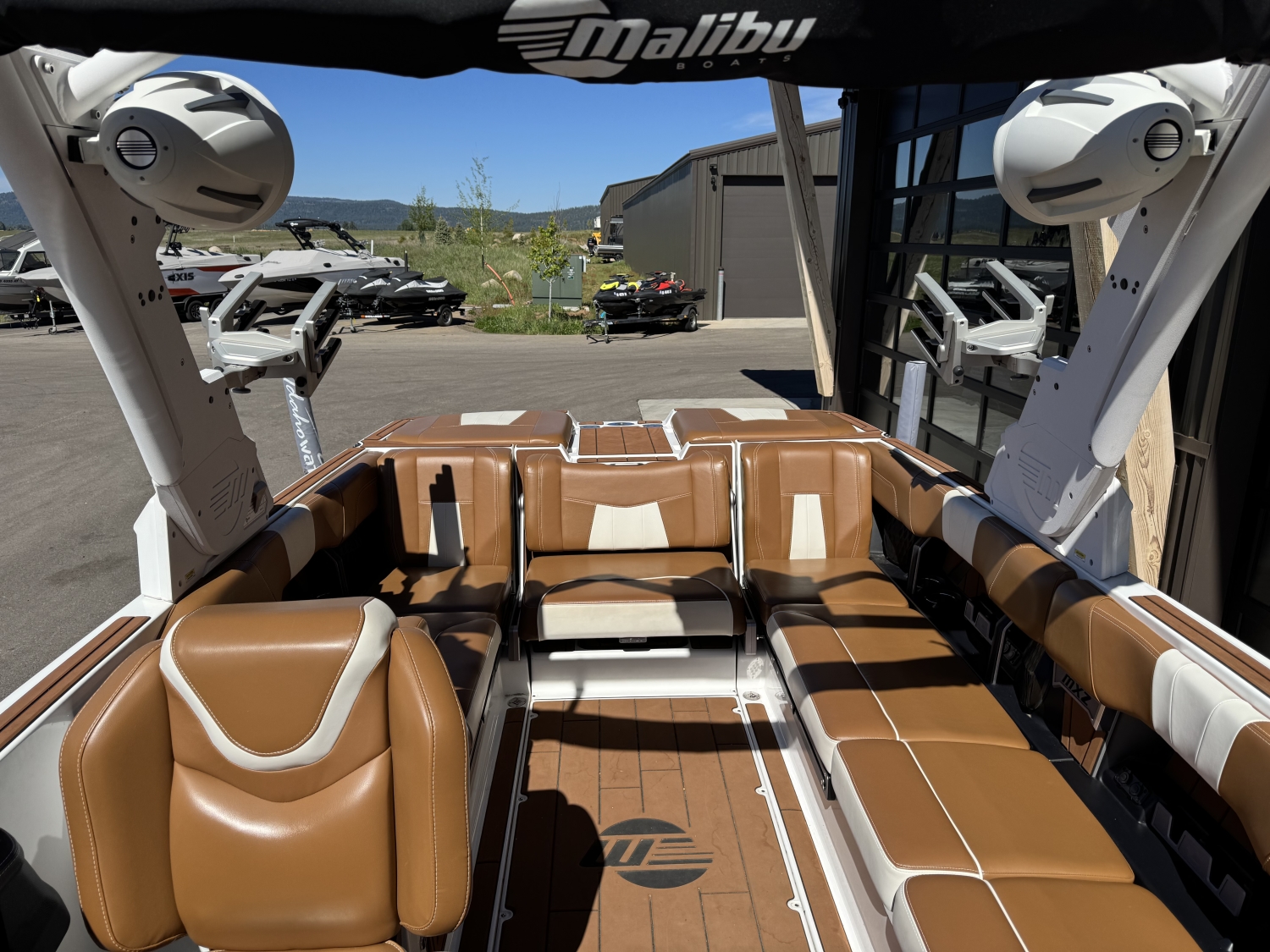 2023 Malibu Boats 24 MXZ