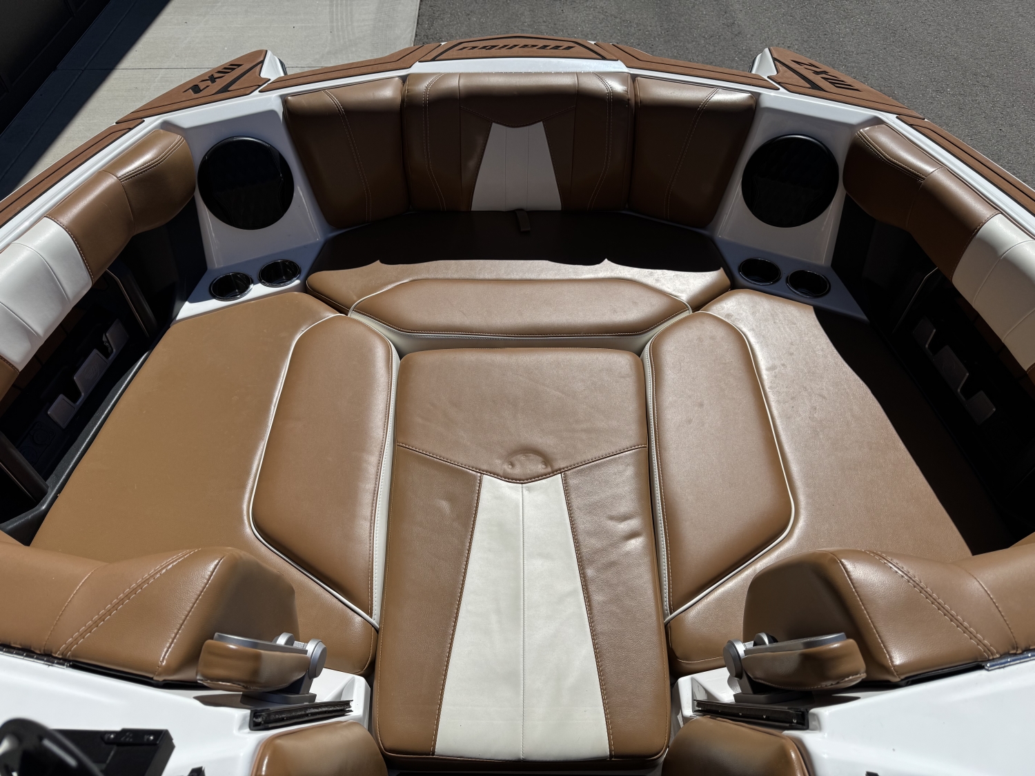 2023 Malibu Boats 24 MXZ