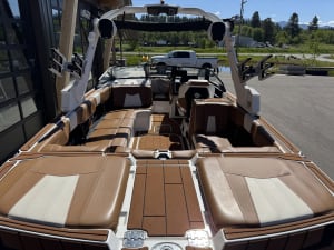 2023-malibu-wakesetter-24-mxz-138068-image8