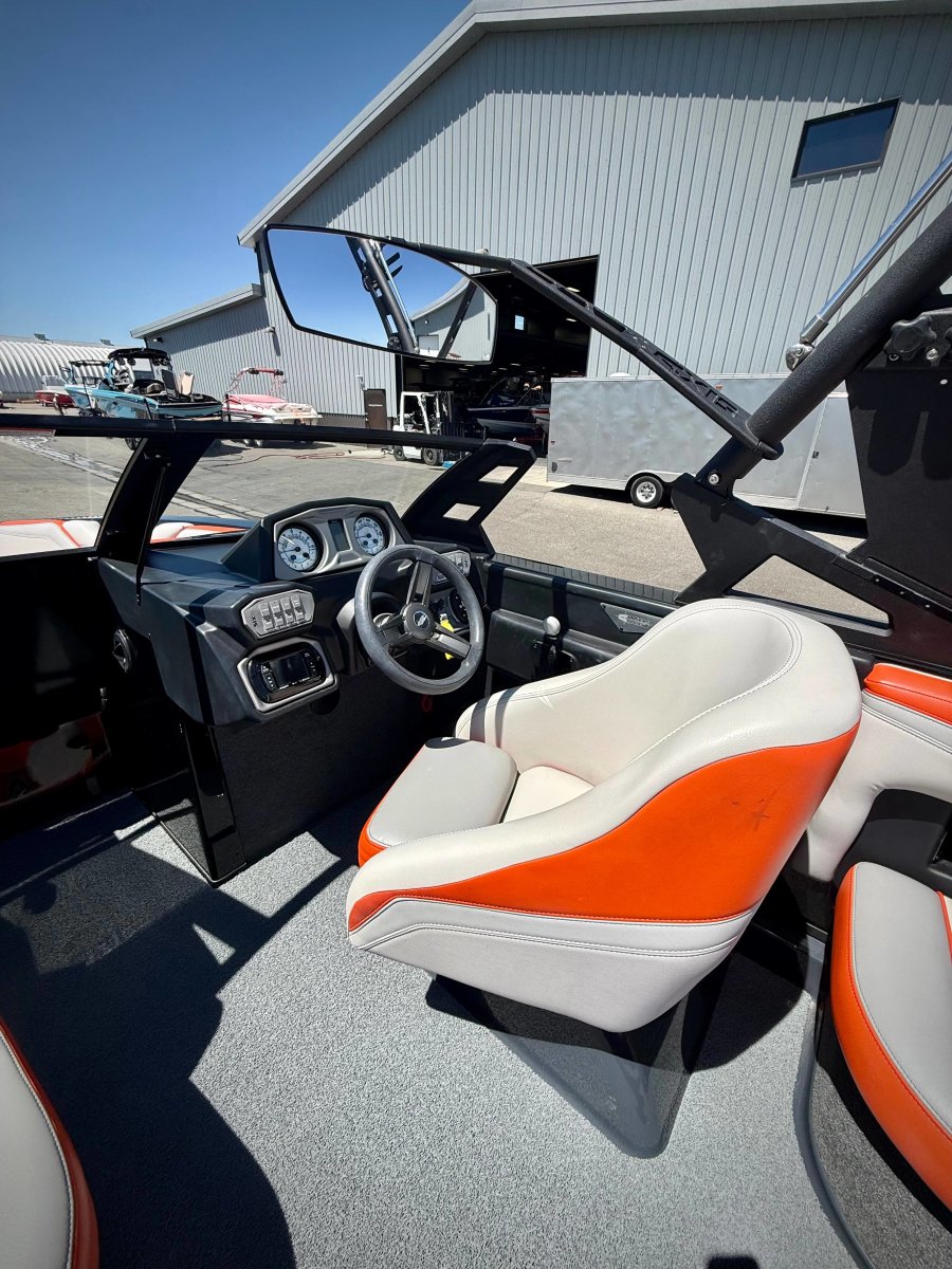 2018-axis-t23-138070-image8