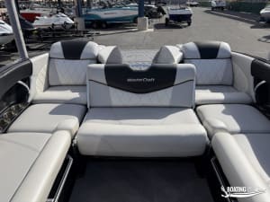 2015-mastercraft-x46-138071-image9