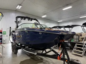 2025-mastercraft-xt22-139450-image1