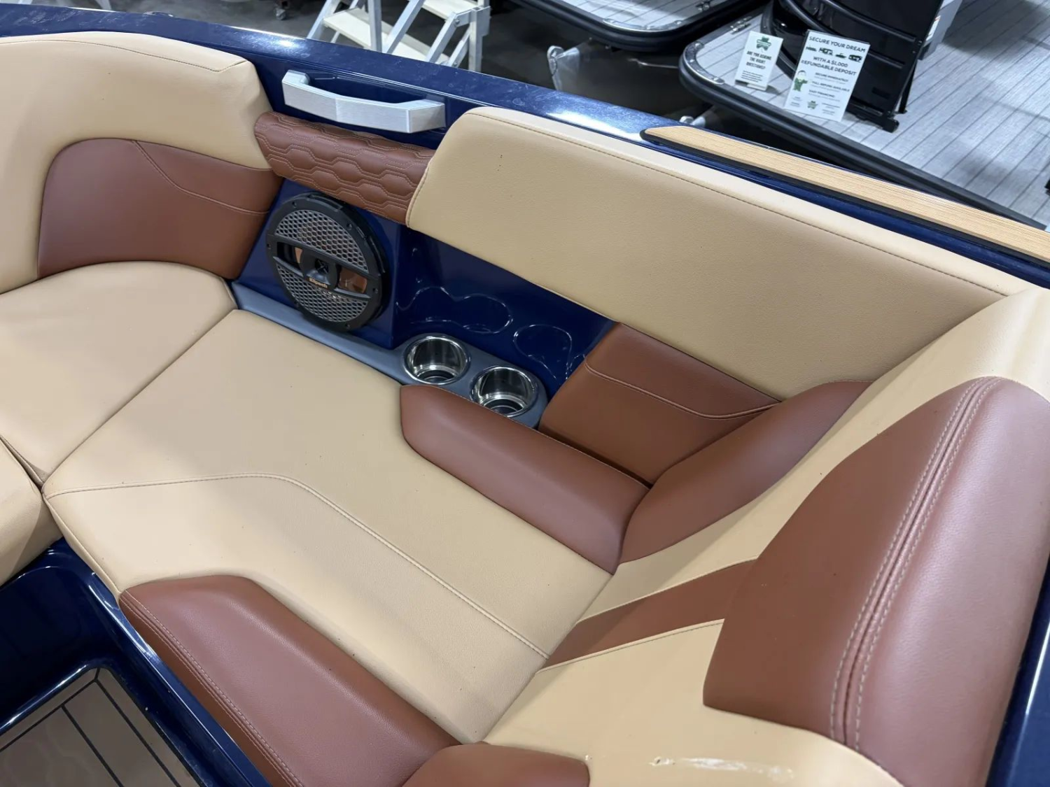 2025 MASTERCRAFT XT22