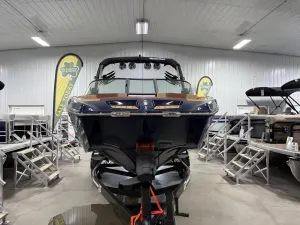 2025-mastercraft-xt22-139450-image2