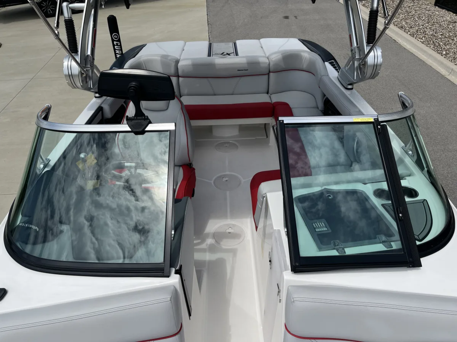 2019 MasterCraft XT20