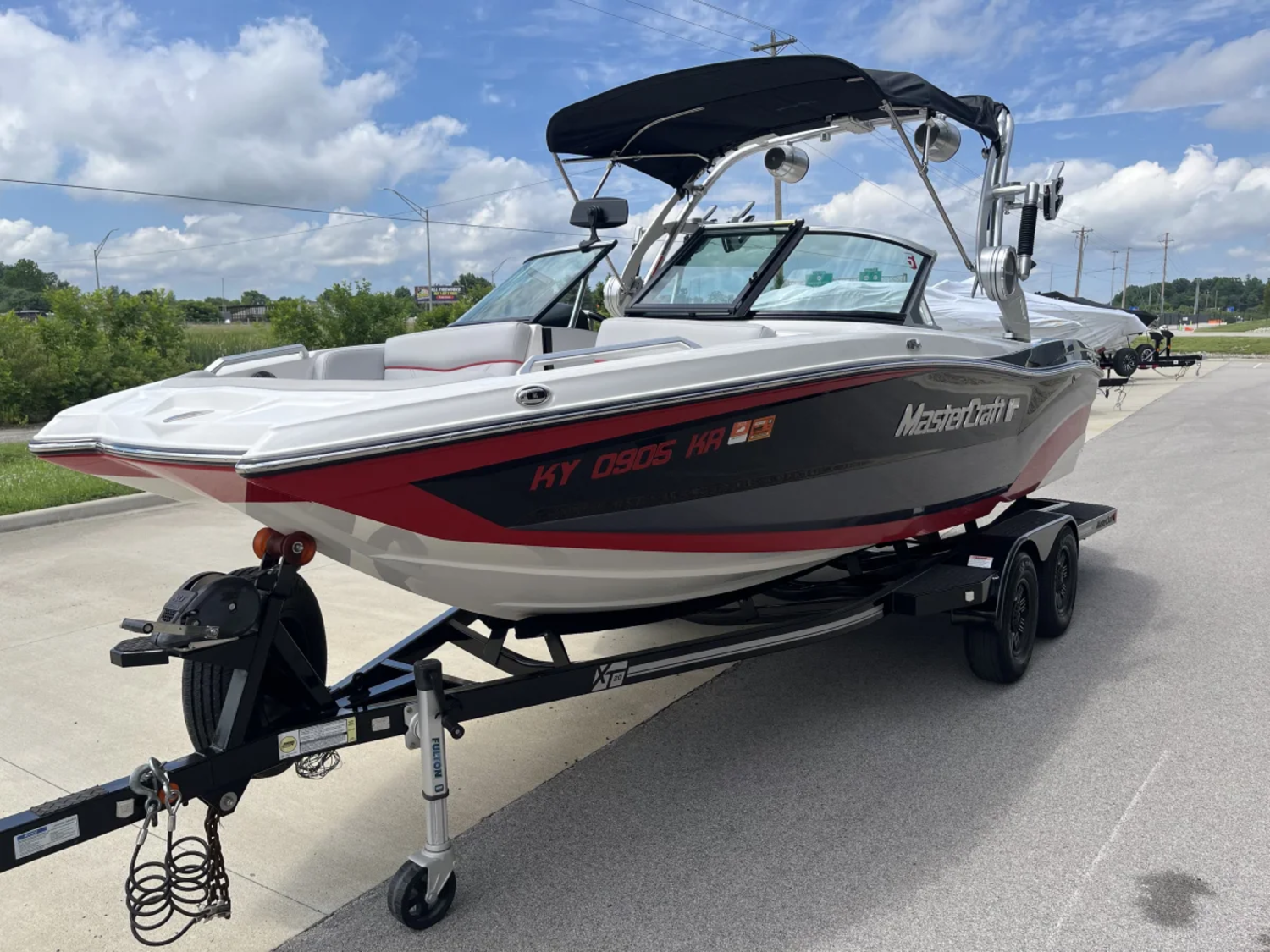2019 MasterCraft XT20