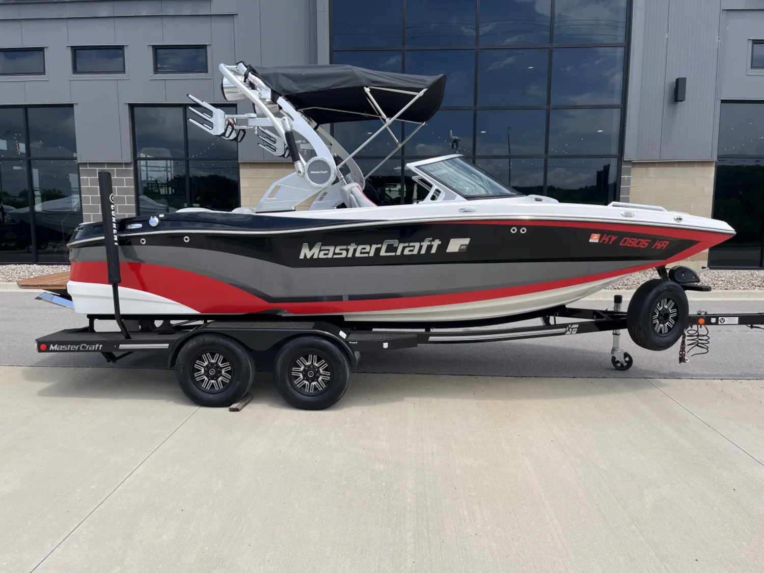 2019 MasterCraft XT20