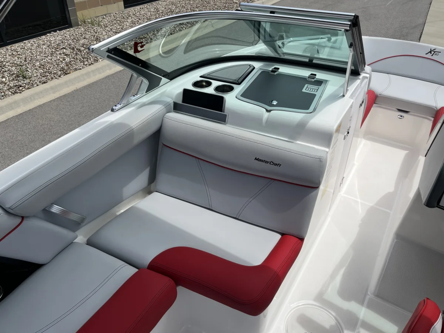 2019 MasterCraft XT20