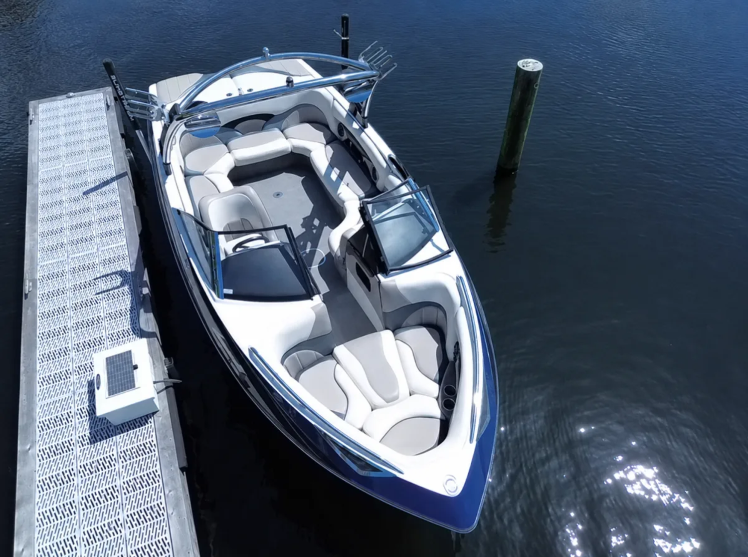 2008 Malibu Boats Wakesetter 23 LSV - Single owner!!