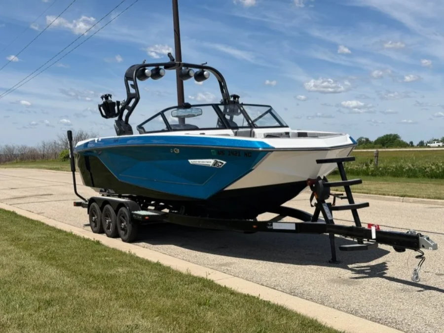 2021-nautique-g25-140064-image11.webp