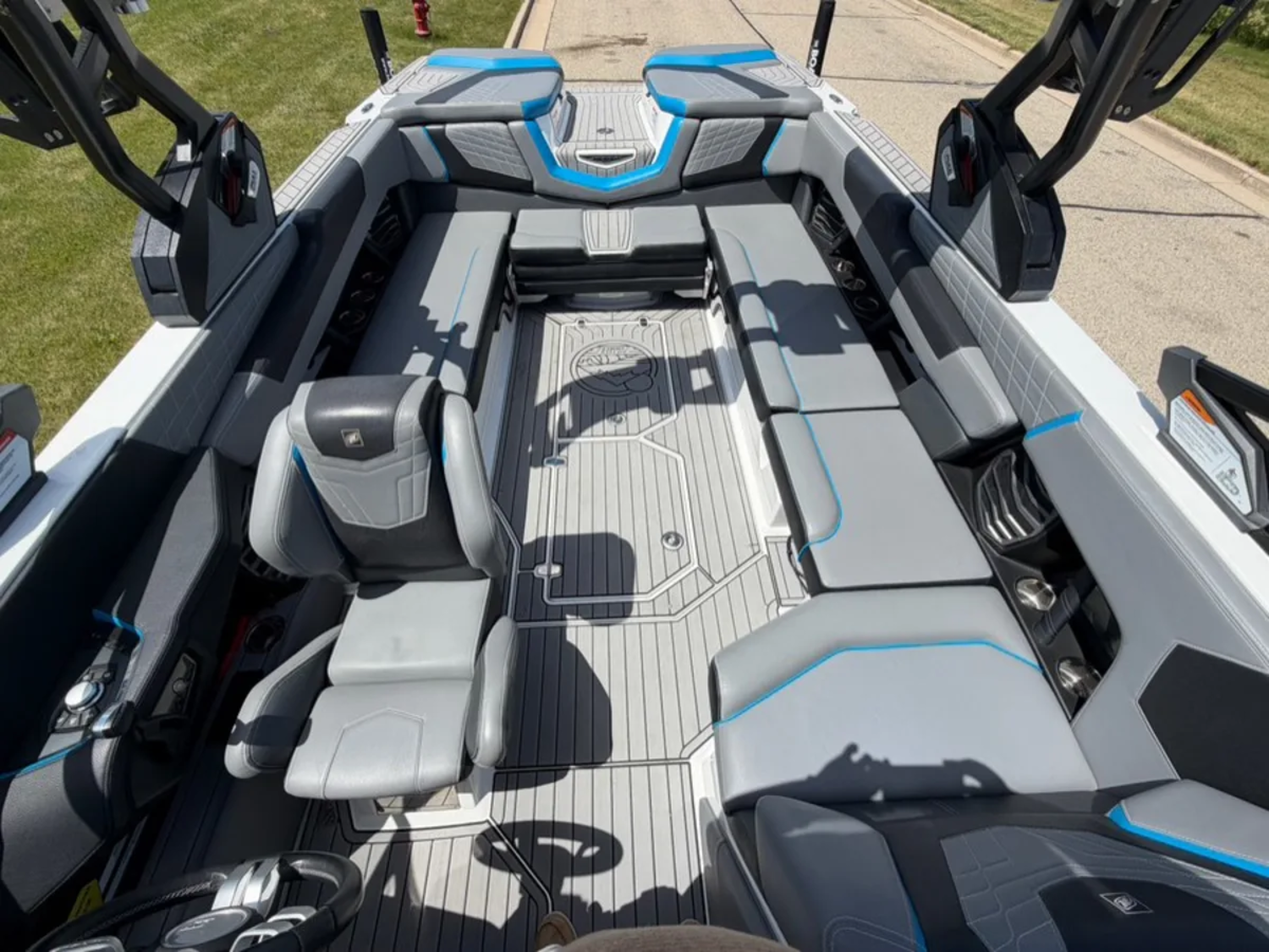 Fresh Water Only Coastal Edition G25 Super Air Nautiuqe
