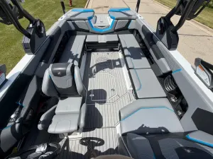 2021-nautique-g25-140064-image12.webp