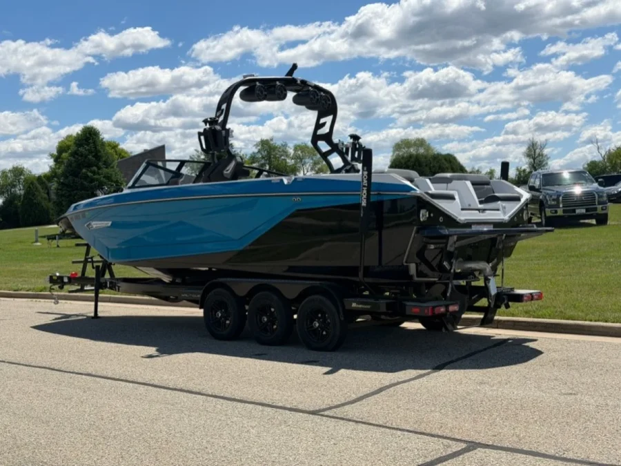 2021-nautique-g25-140064-image6.webp