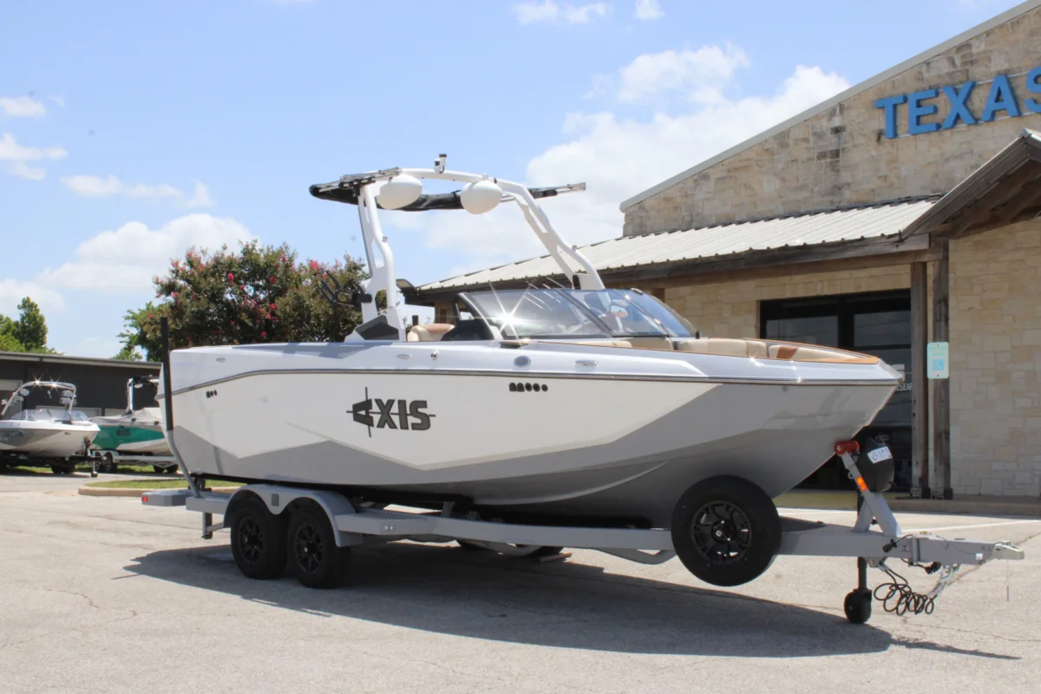 2027 Axis T235