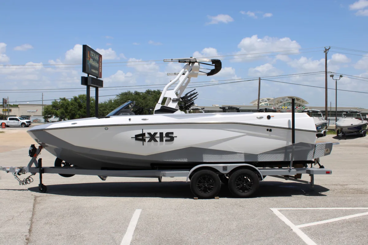 2027 Axis T235