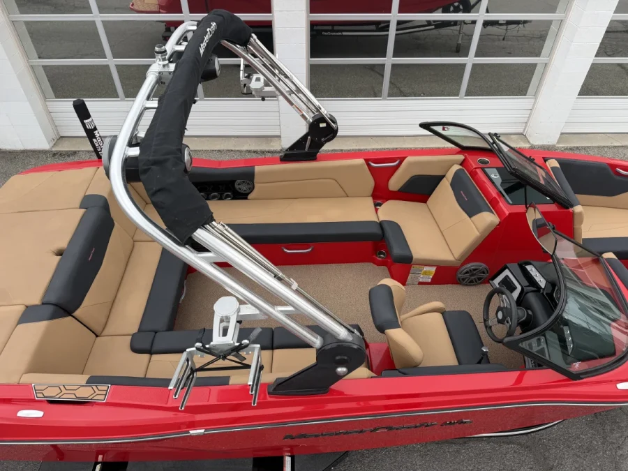 2021-mastercraft-nxt24-140075-image12.webp
