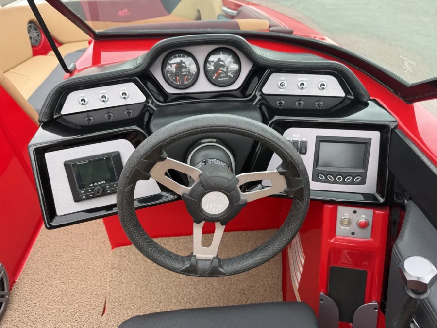 2021-mastercraft-nxt24-140075-image17.webp
