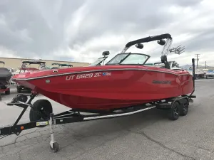 2021-mastercraft-nxt24-140075-image3.webp