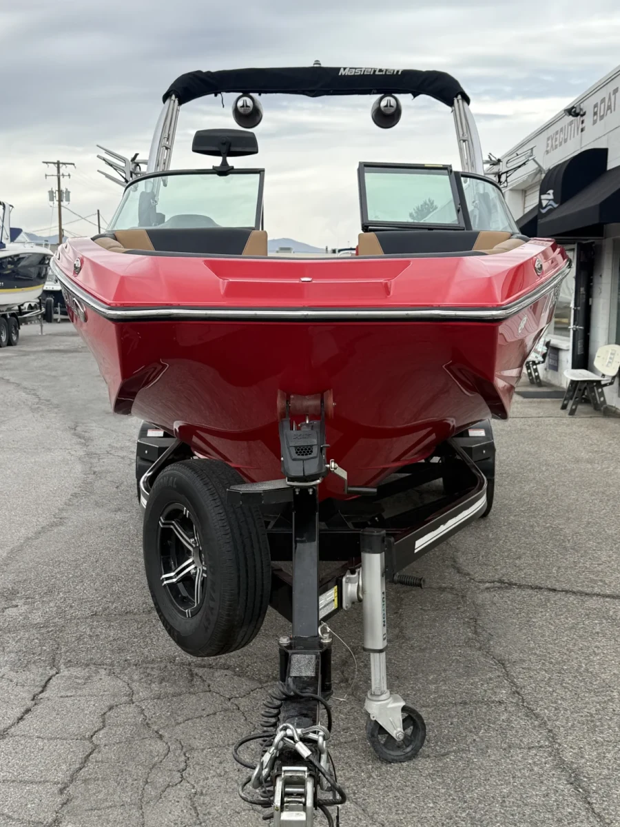 2021-mastercraft-nxt24-140075-image7.webp