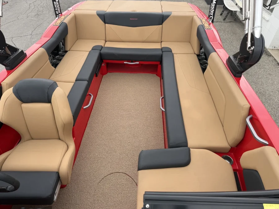 2021-mastercraft-nxt24-140075-image9.webp