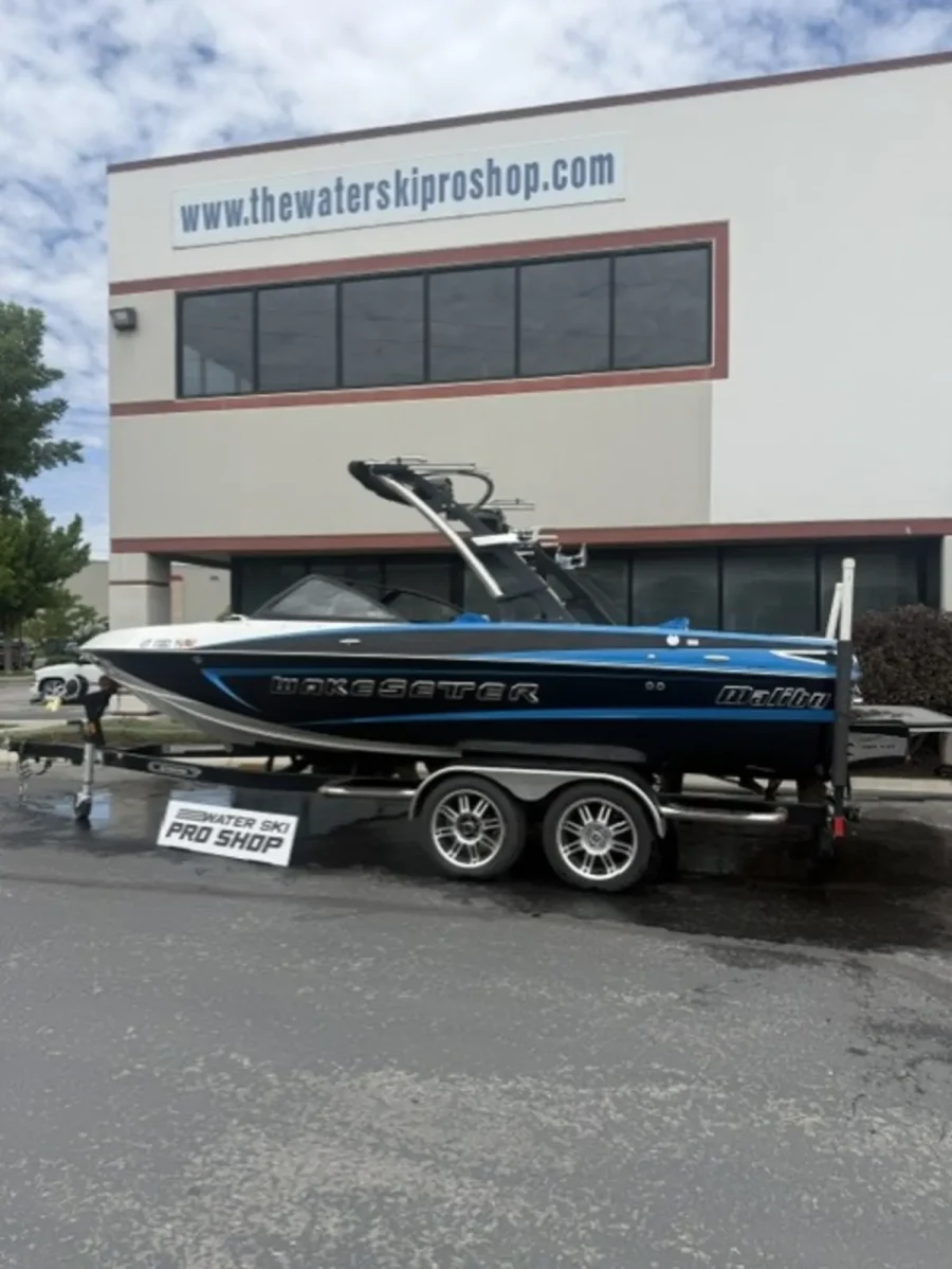 2014-malibu-wakesetter-vlx-140080-image6.webp