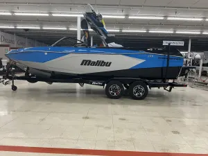 2026-malibu-wakesetter-23-lsv-140089-image0.webp
