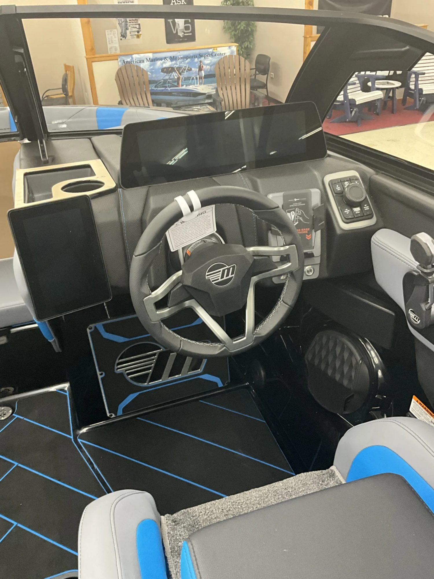 2026 MALIBU 23 LSV with M6DI and trailer