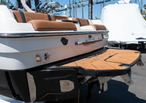 2026-malibu-wakesetter-23-lsv-140102-image16