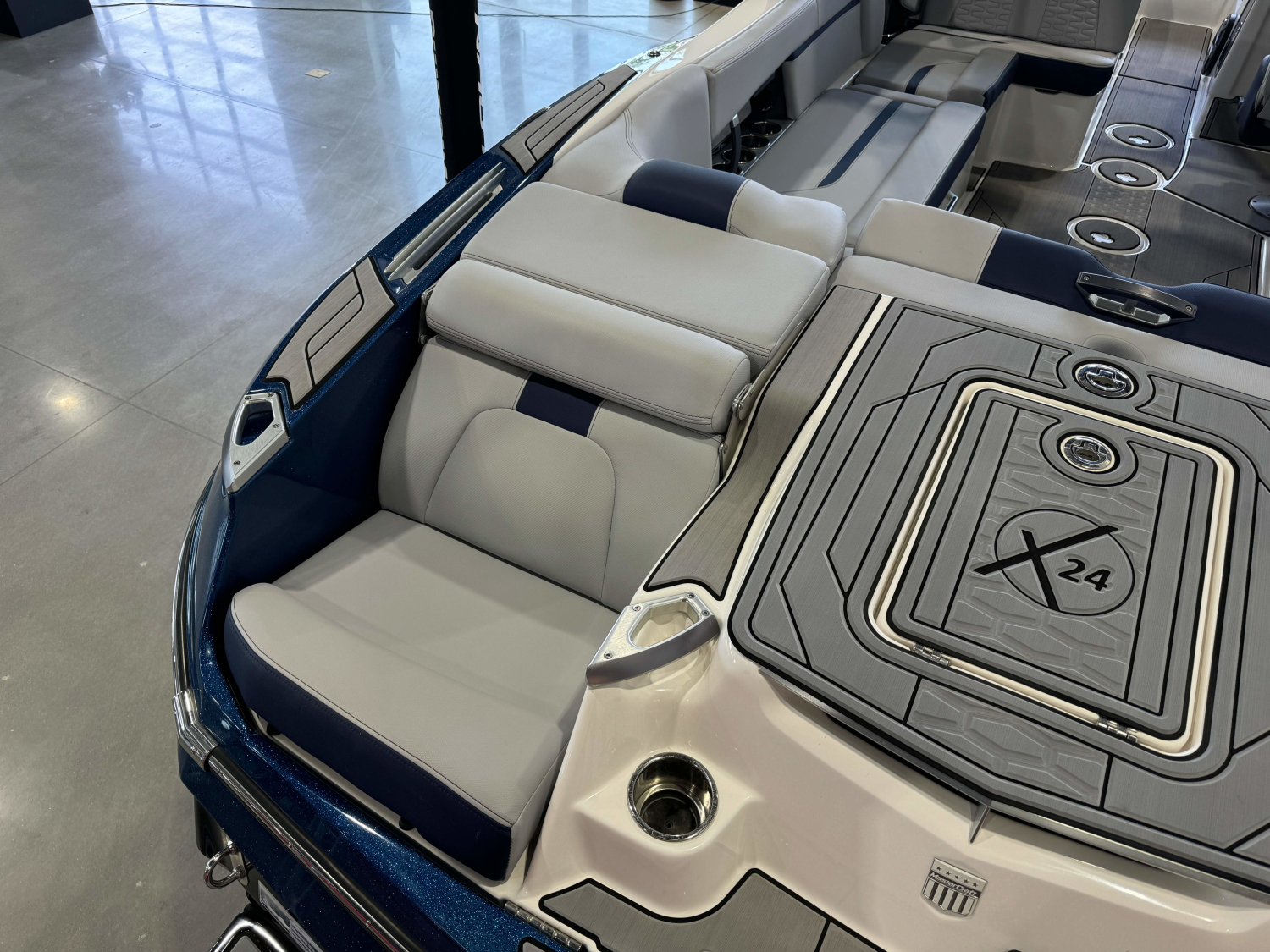 2022 MasterCraft X24