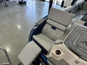 2022-mastercraft-x24-140103-image14