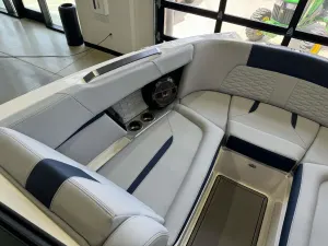 2022-mastercraft-x24-140103-image20