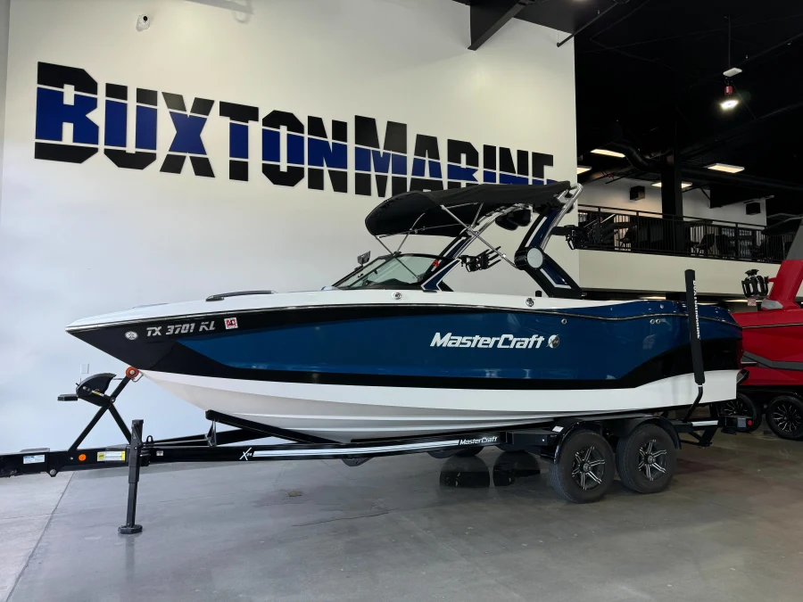 2022-mastercraft-x24-140103-image3