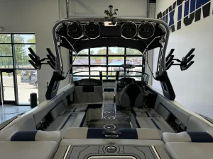 2022-mastercraft-x24-140103-image9