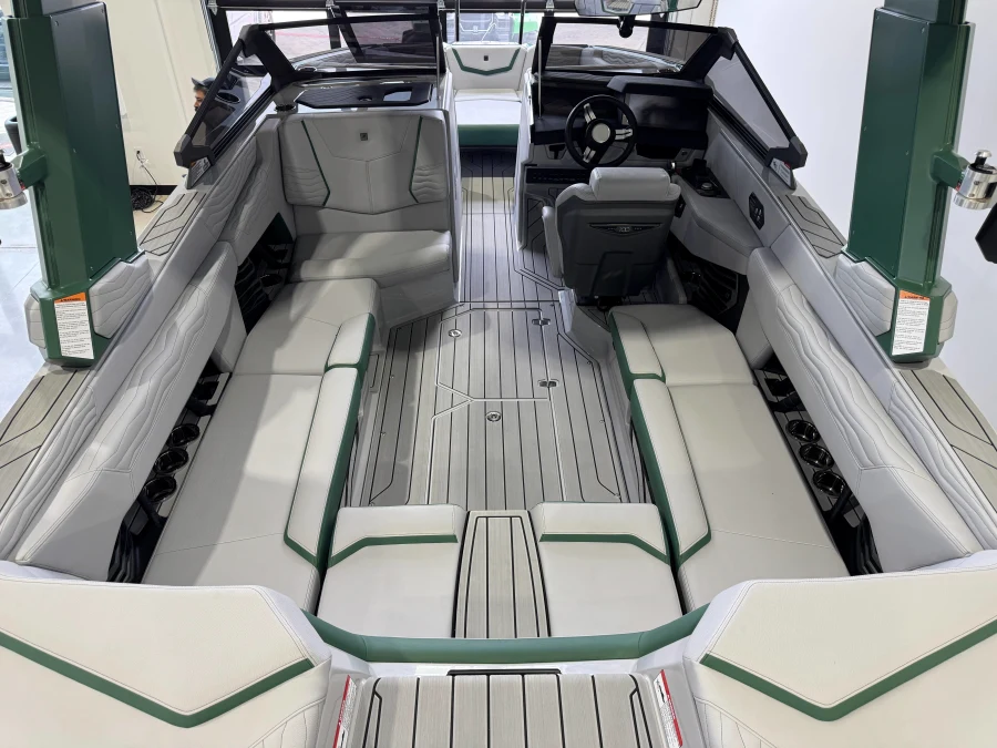 2025-nautique-g23-140104-image12