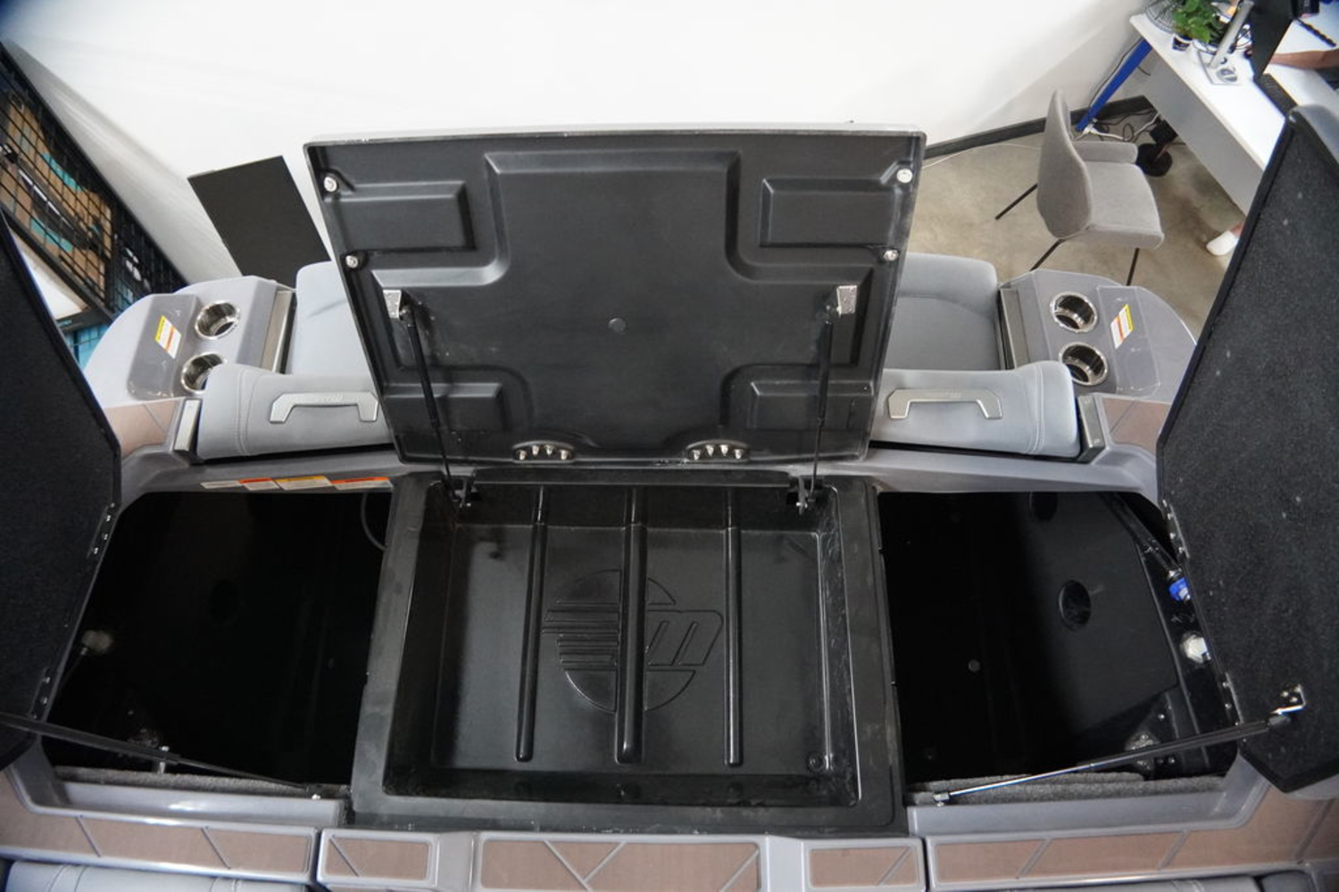 2026 Malibu Boats 26 LSV